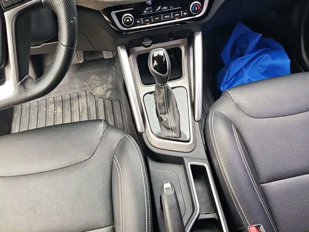 Geely Vision X3 — миниатюра 14