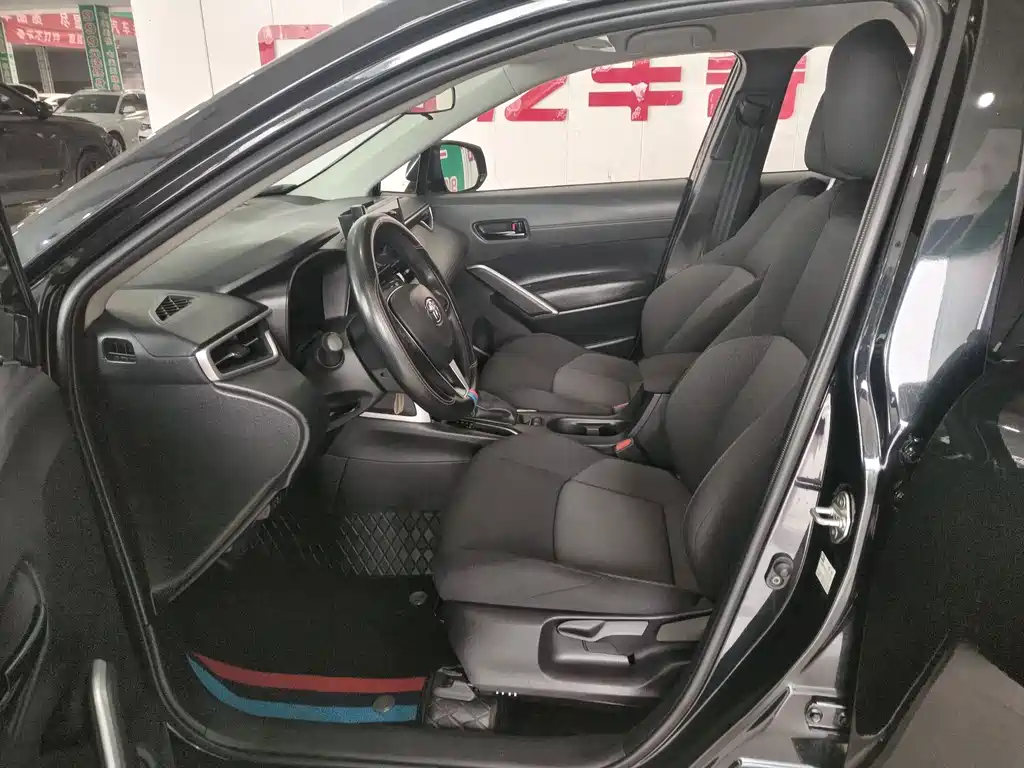 Toyota Frontlander — миниатюра 6