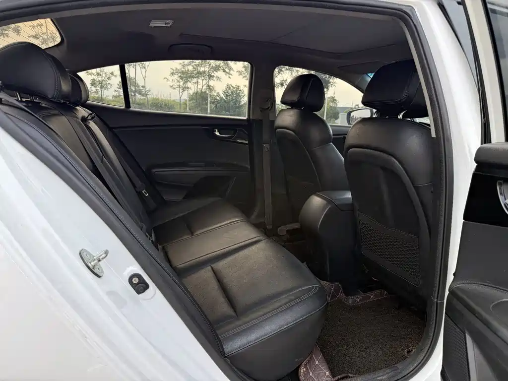 Kia K4 — миниатюра 9