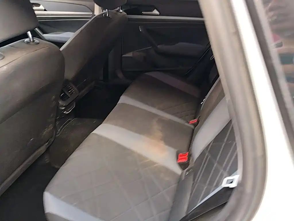 Volkswagen Lavida — миниатюра 17