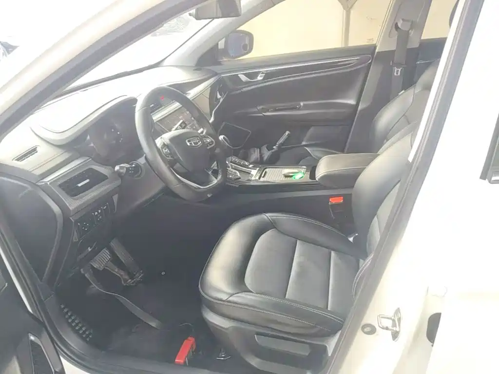 Geely Emgrand GL — миниатюра 15