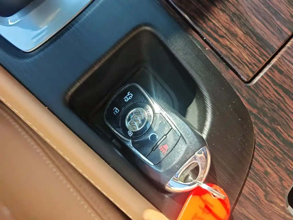 Buick LaCrosse — миниатюра 9