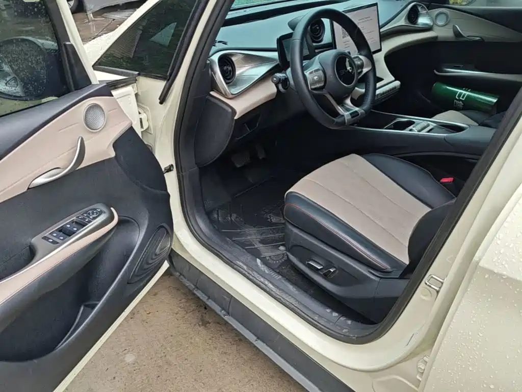 BYD Dolphin — миниатюра 16