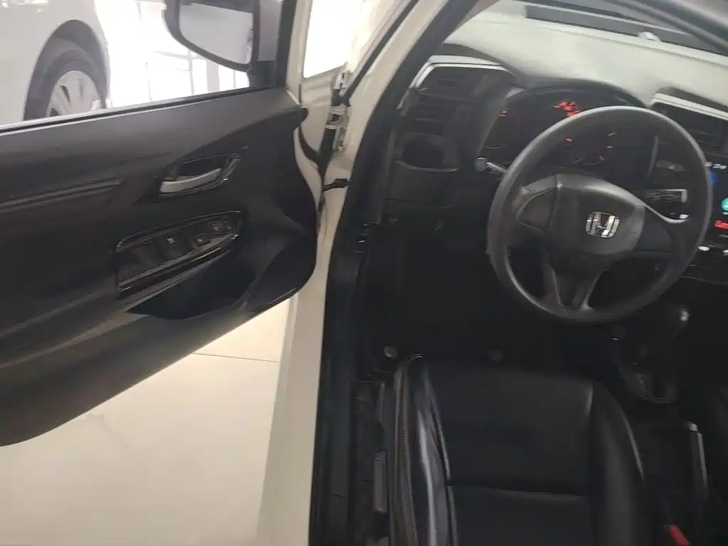 Honda Fit — миниатюра 16