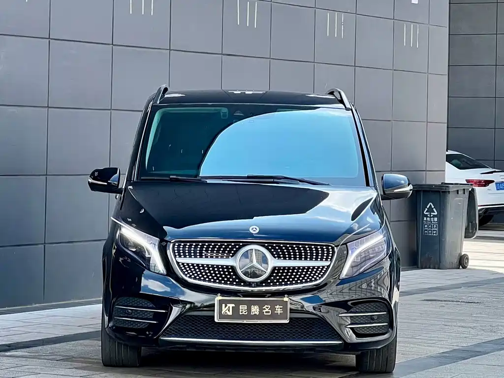 Mercedes-Benz V-Class — миниатюра 2