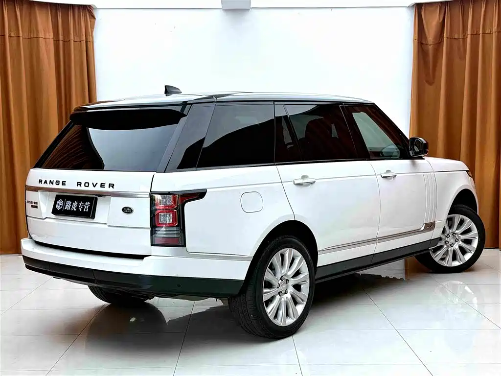 Land Rover Range Rover — миниатюра 4