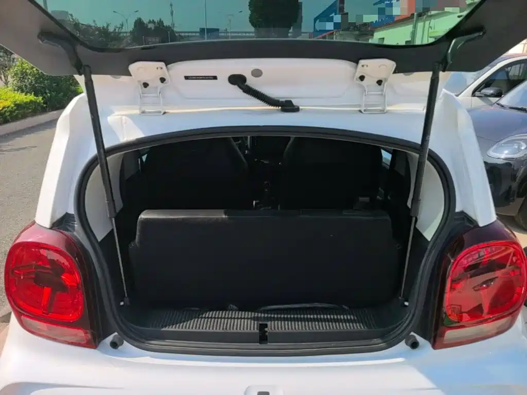 Roewe Clever — миниатюра 19