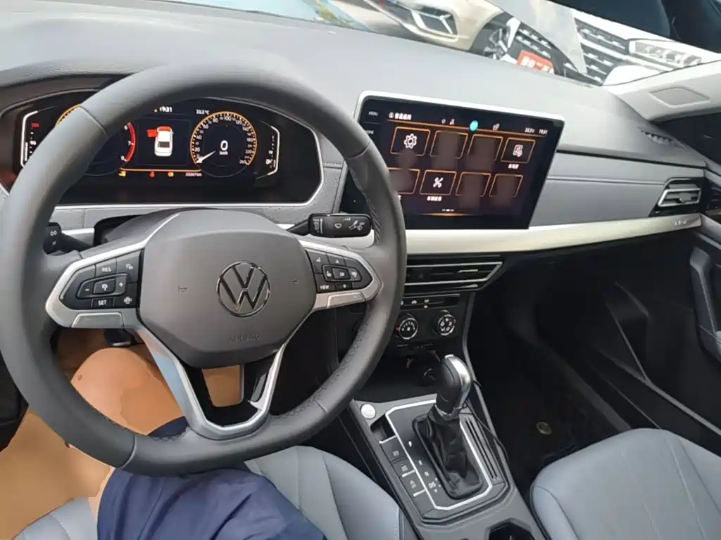 Volkswagen Lavida — миниатюра 10