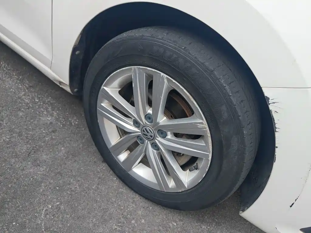 Volkswagen Santana — миниатюра 22
