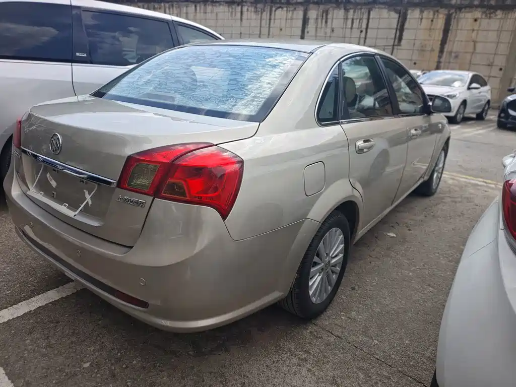 Buick Excelle — миниатюра 6
