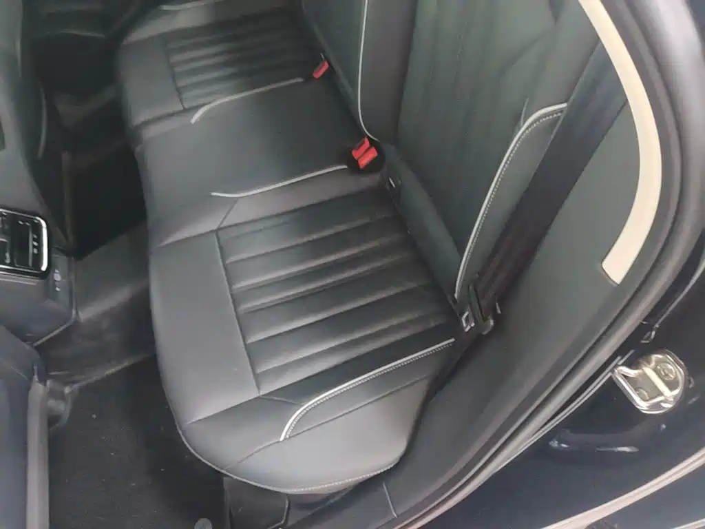 Volkswagen Passat — миниатюра 17