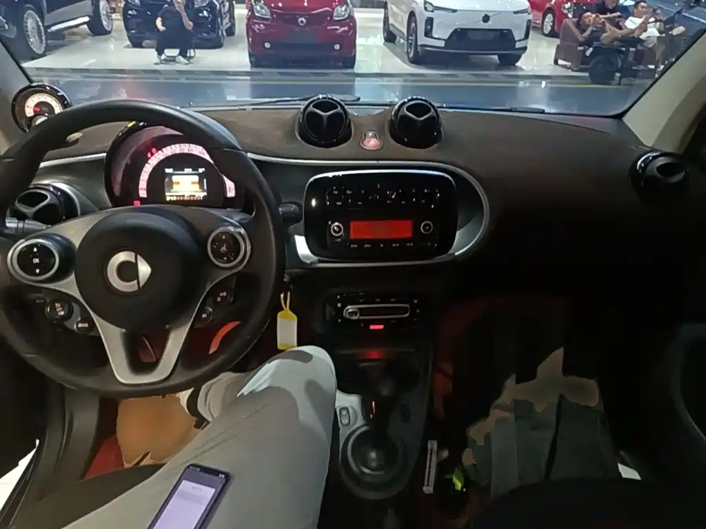 smart Smart Fortwo — миниатюра 10