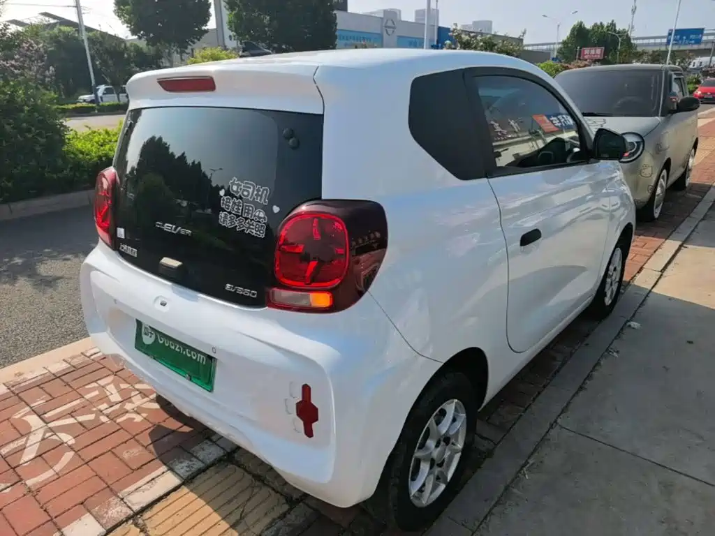 Roewe Clever — миниатюра 7