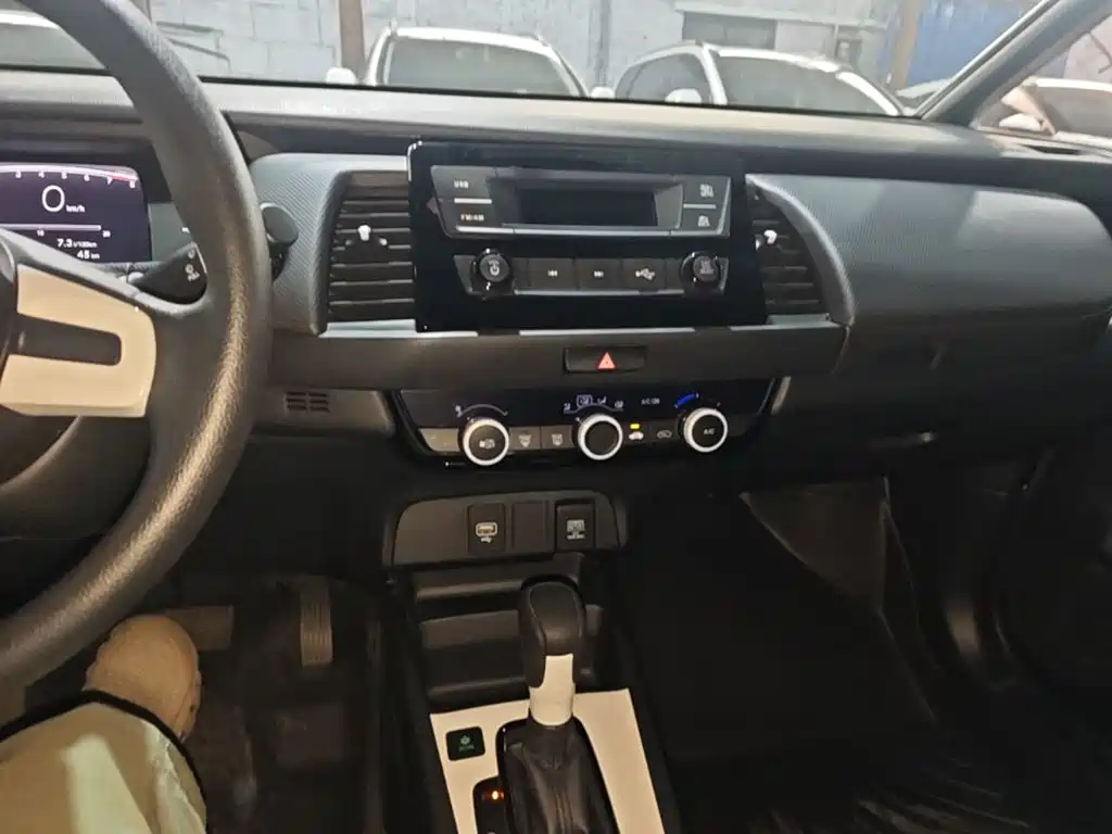 Honda Fit — миниатюра 13