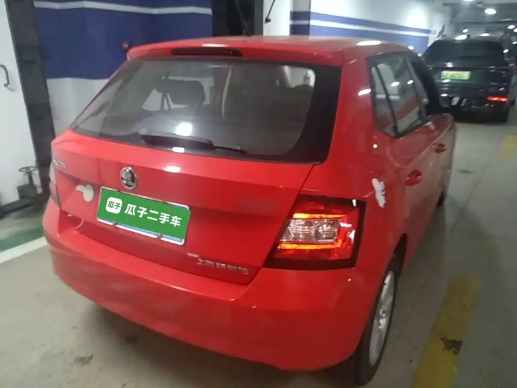 Skoda Fabia — миниатюра 7