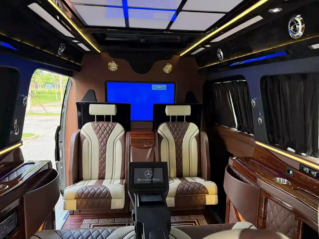 Mercedes-Benz Vito — миниатюра 6