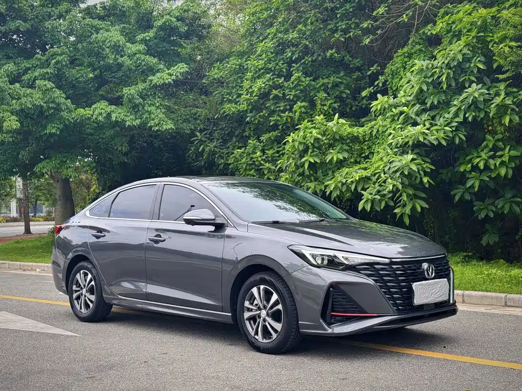 Changan Eado — миниатюра 3
