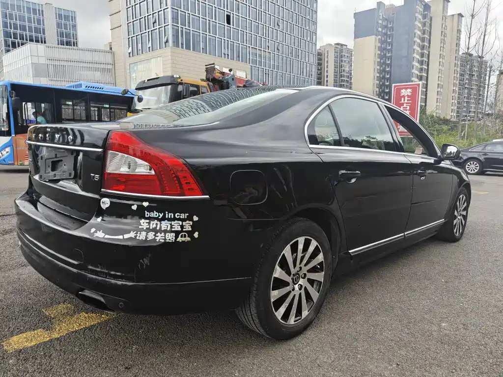 Volvo S80L — миниатюра 9