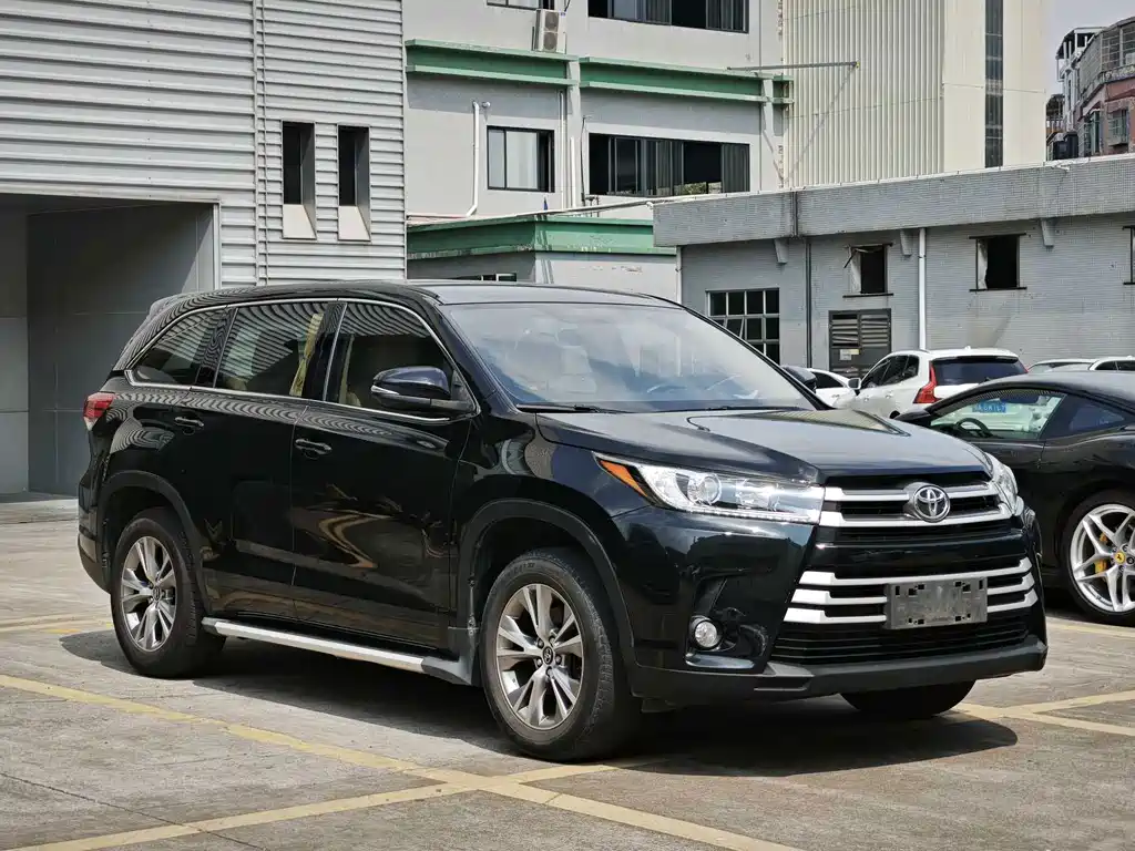Toyota Highlander — миниатюра 4