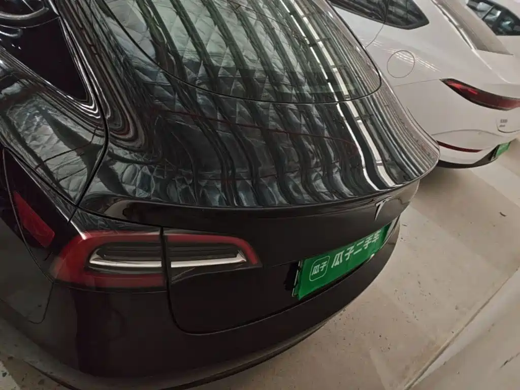 Tesla Model 3 — миниатюра 21