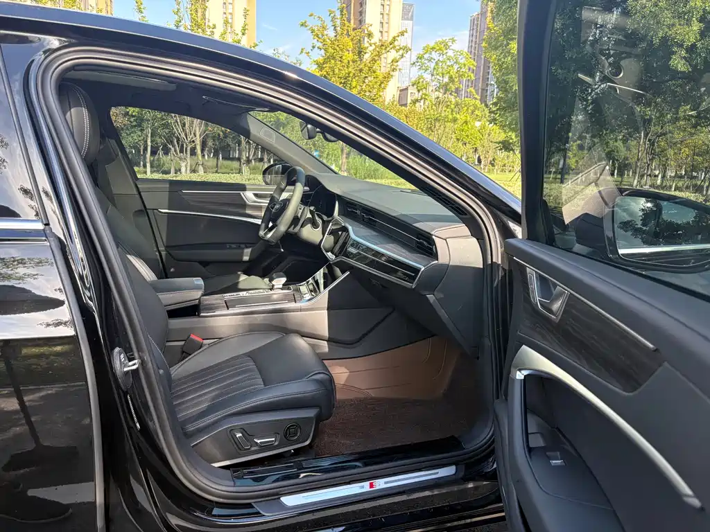Audi A6L — миниатюра 11