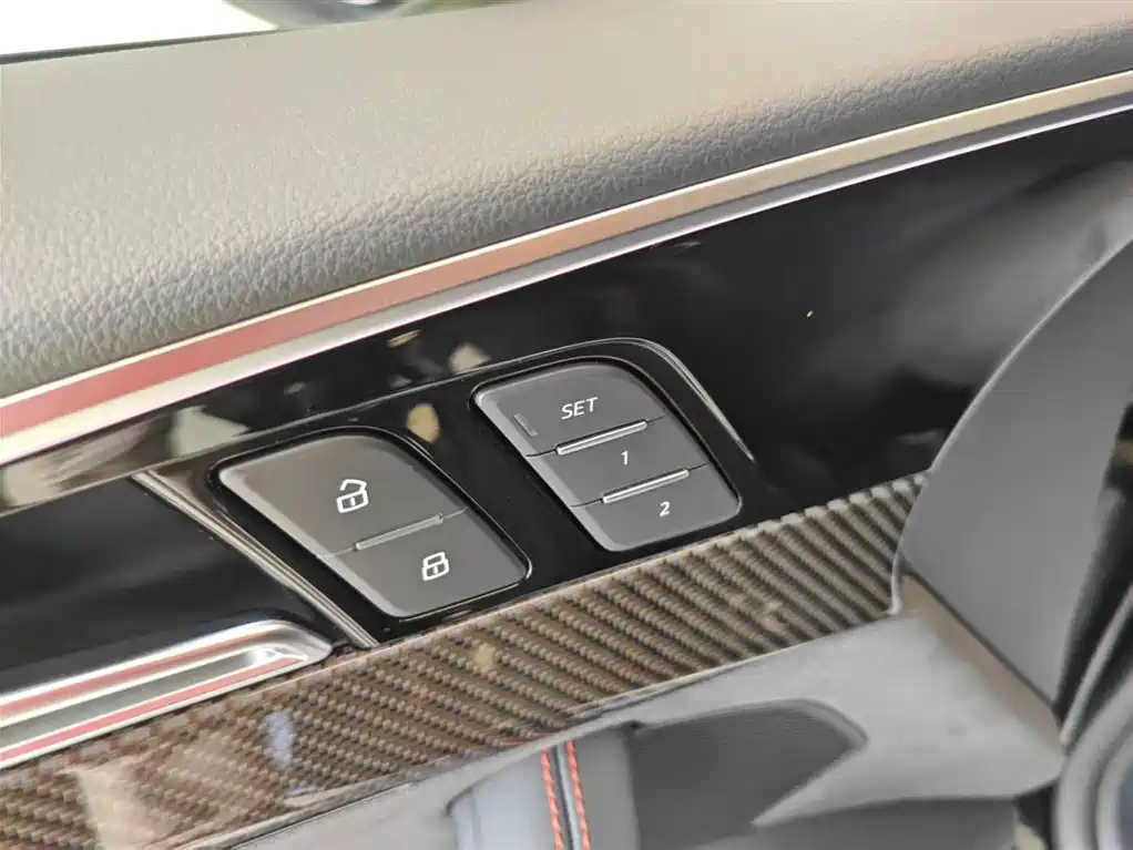 Audi RS 5 — миниатюра 12