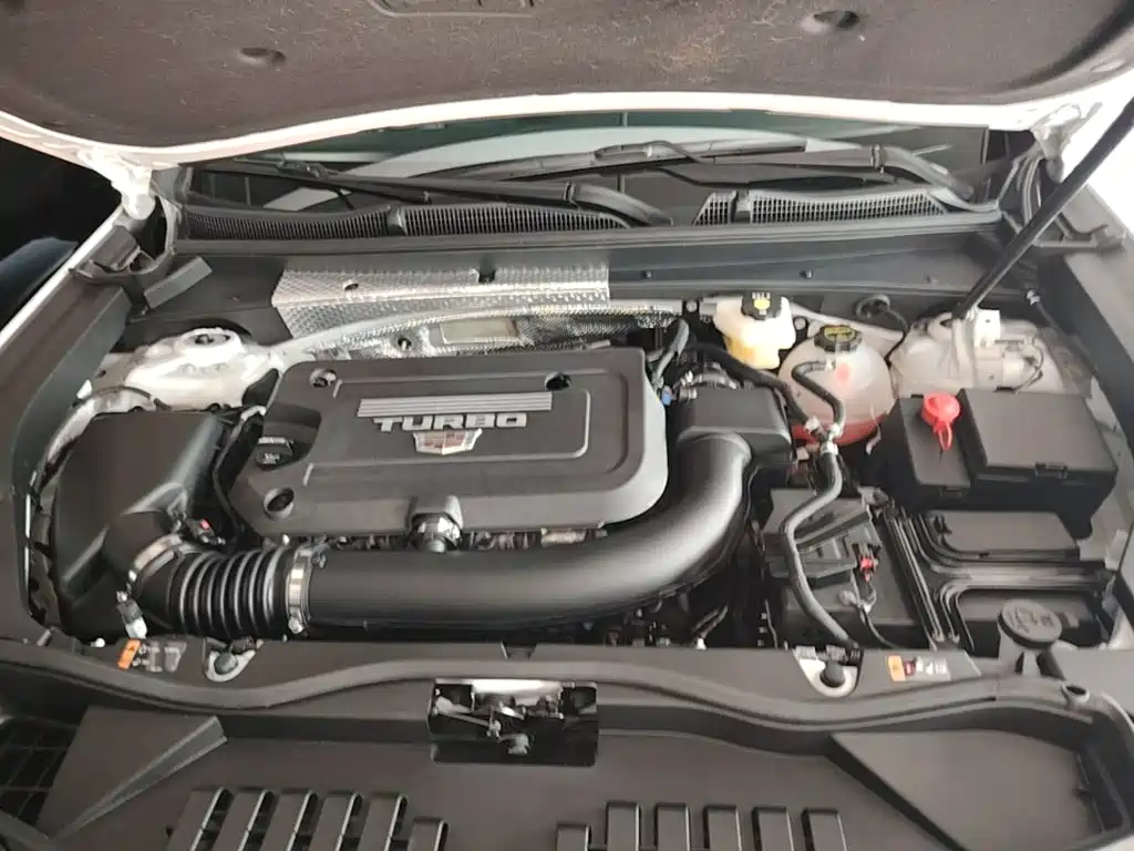 Cadillac XT4 — миниатюра 20