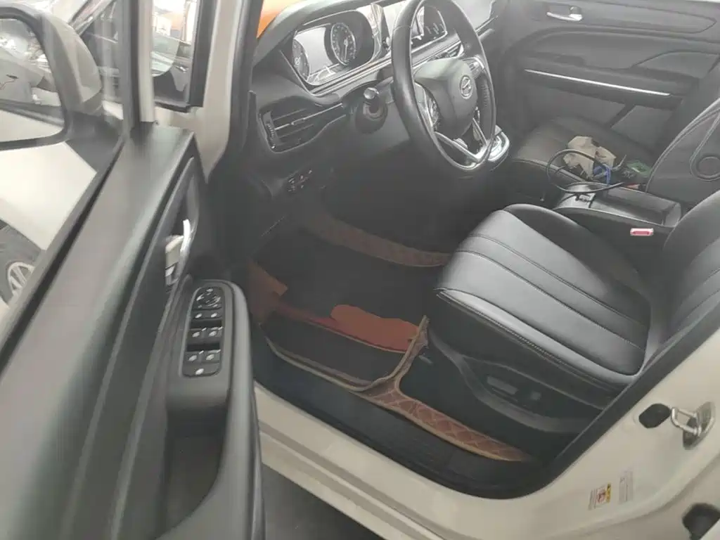 GAC Motor Trumpchi M6 — миниатюра 16