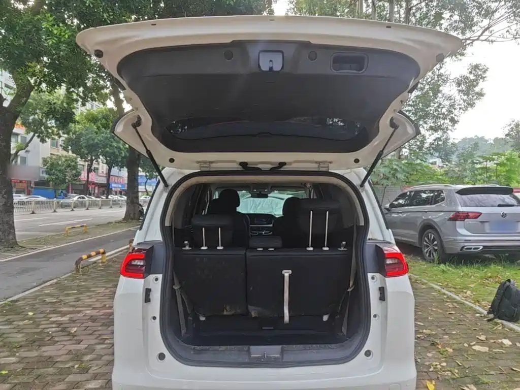 GAC Motor Trumpchi M6 — миниатюра 19