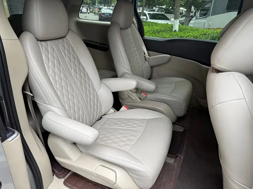 Buick GL8 2018 28T Luxury VI