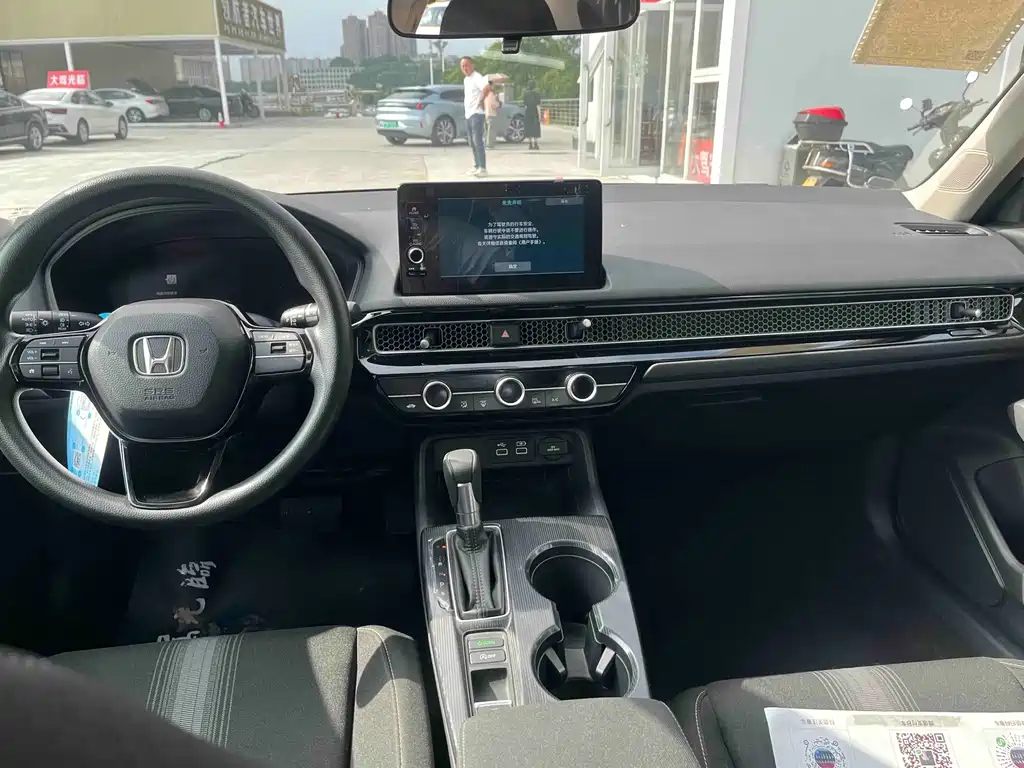 Honda Civic — миниатюра 9