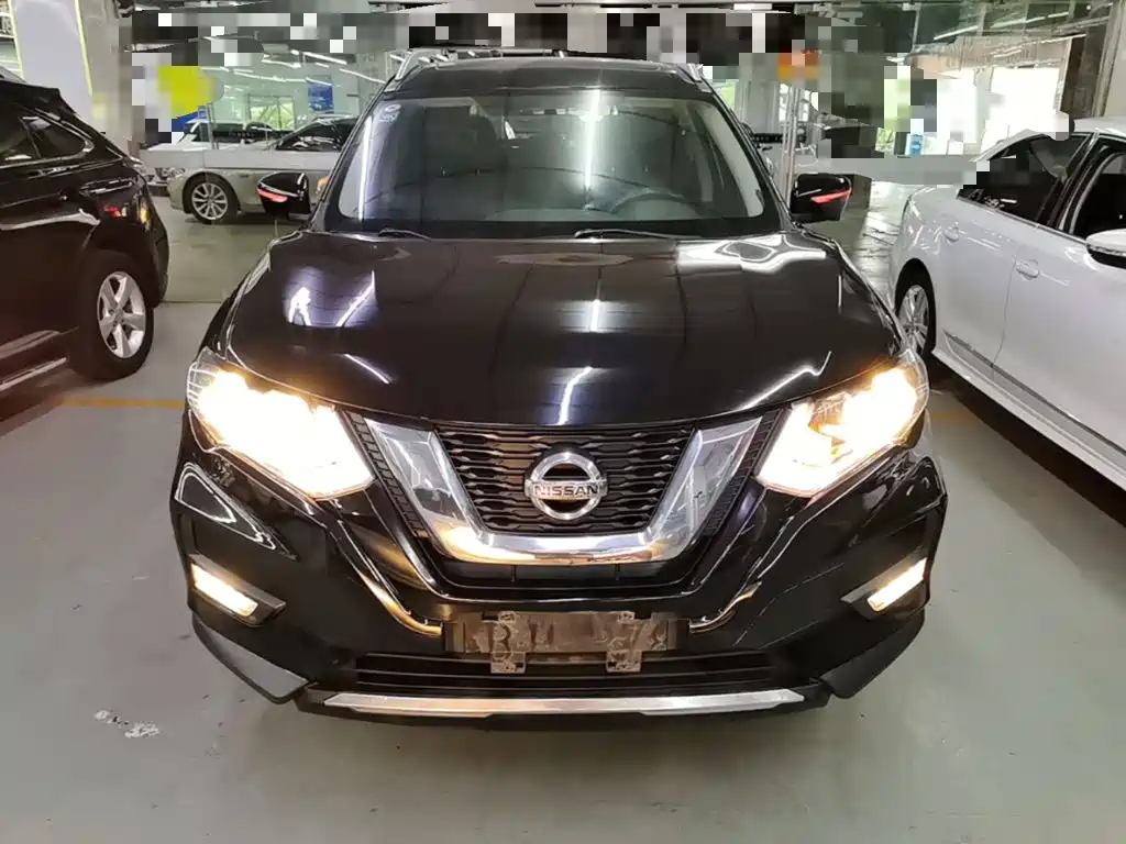 Nissan X-Trail — миниатюра 3