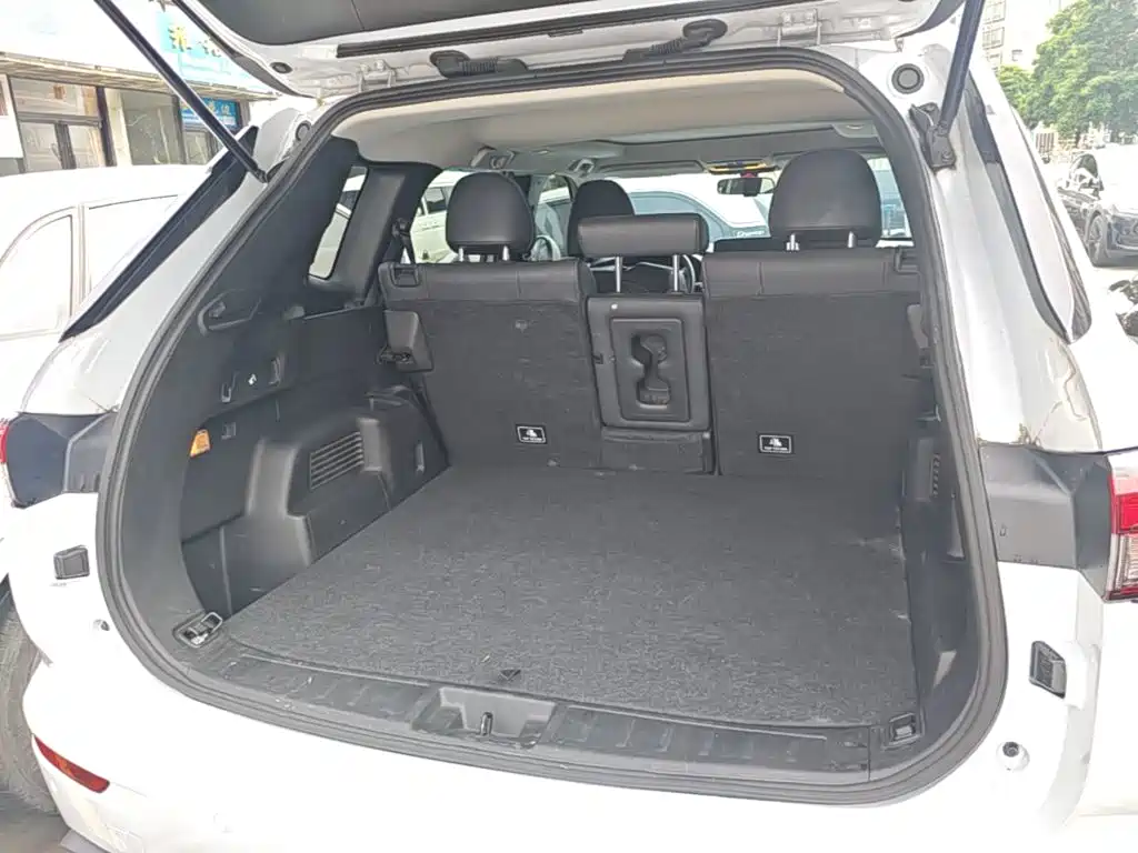 Mitsubishi Outlander — миниатюра 19