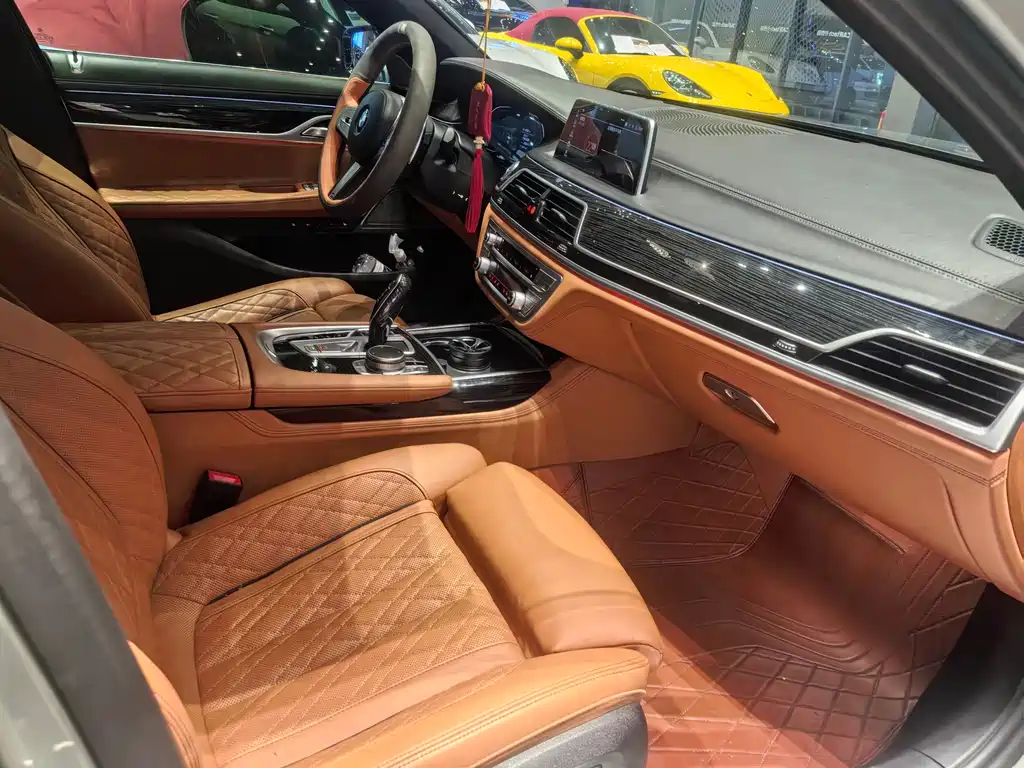 BMW 7 Series 7 2019 740Li Premium M Sport