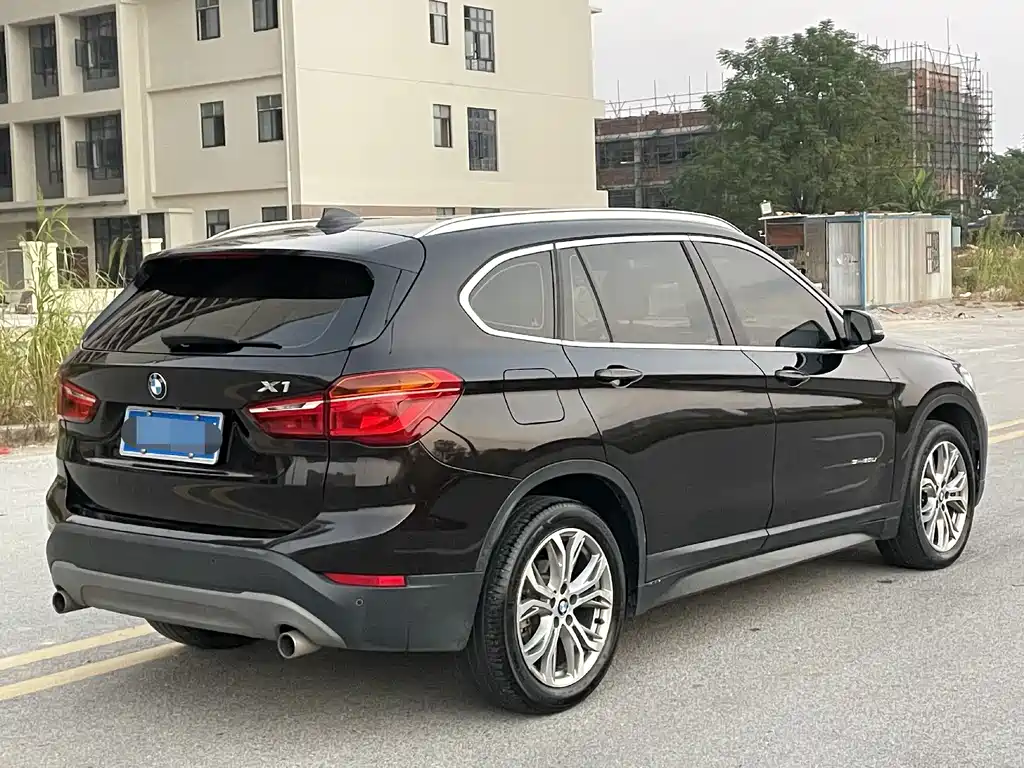 BMW X1 — миниатюра 6