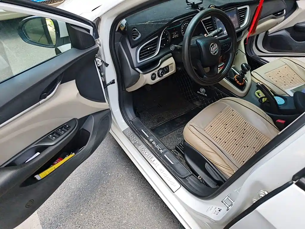 Buick Excelle — миниатюра 14
