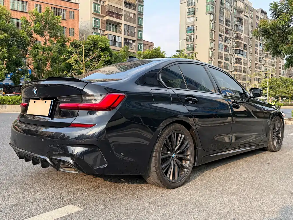 BMW 3 Series — миниатюра 16