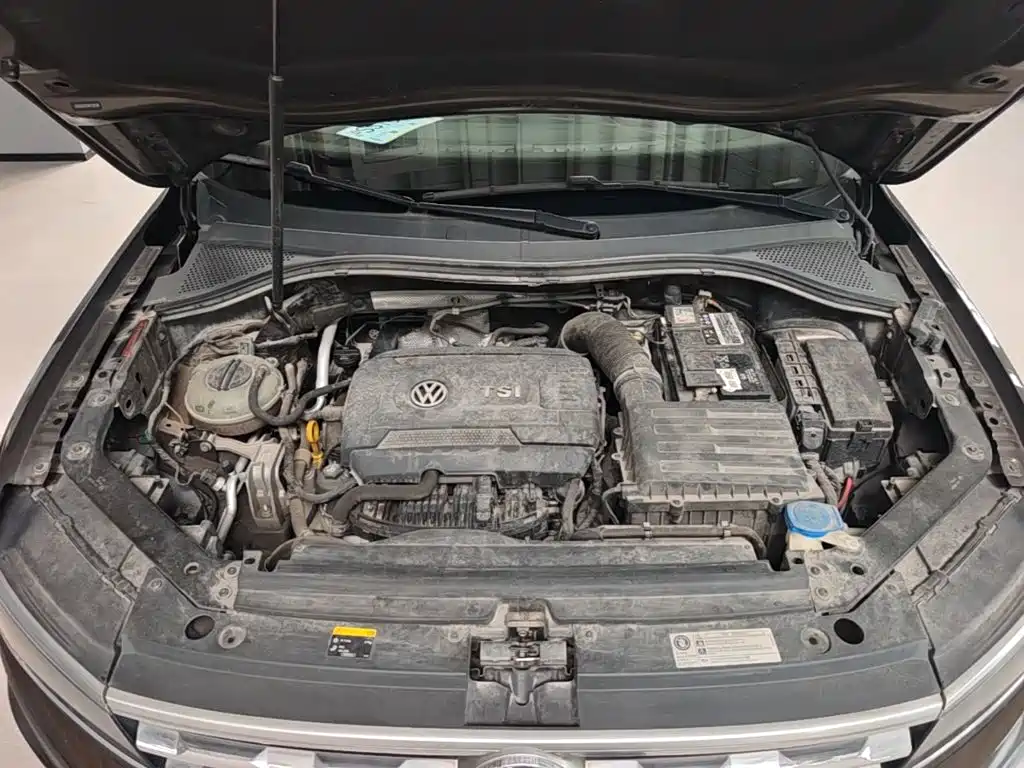Volkswagen Tiguan L — миниатюра 25