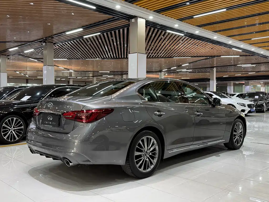 Infiniti Q50L — миниатюра 4