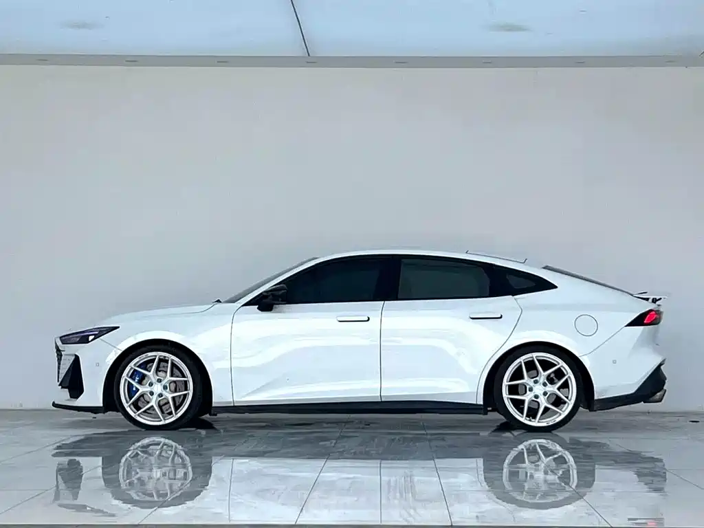 Changan UNI-V — миниатюра 9