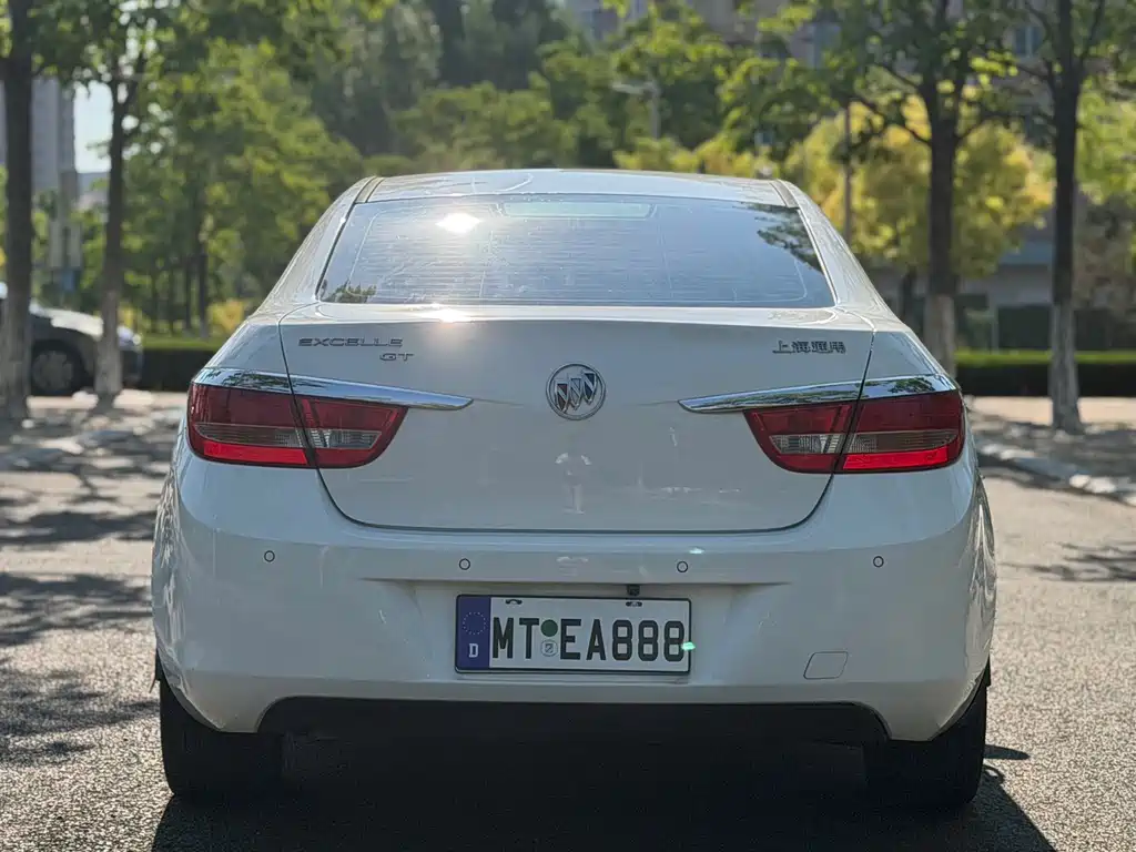 Buick Excelle — миниатюра 5