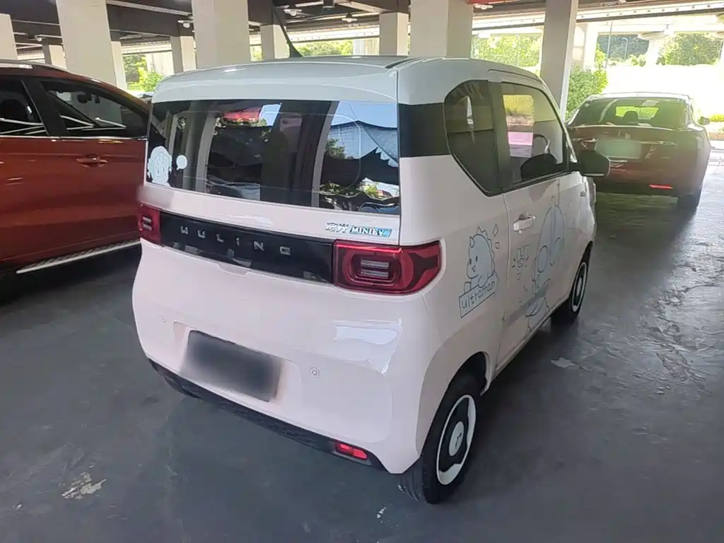 Wuling MINIEV — миниатюра 7