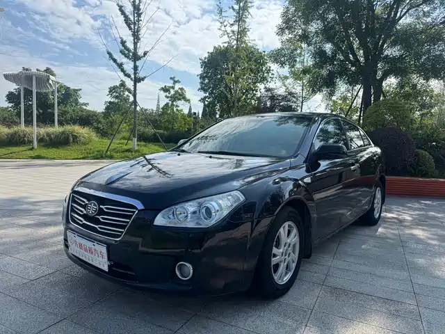 2011 Bestune B50