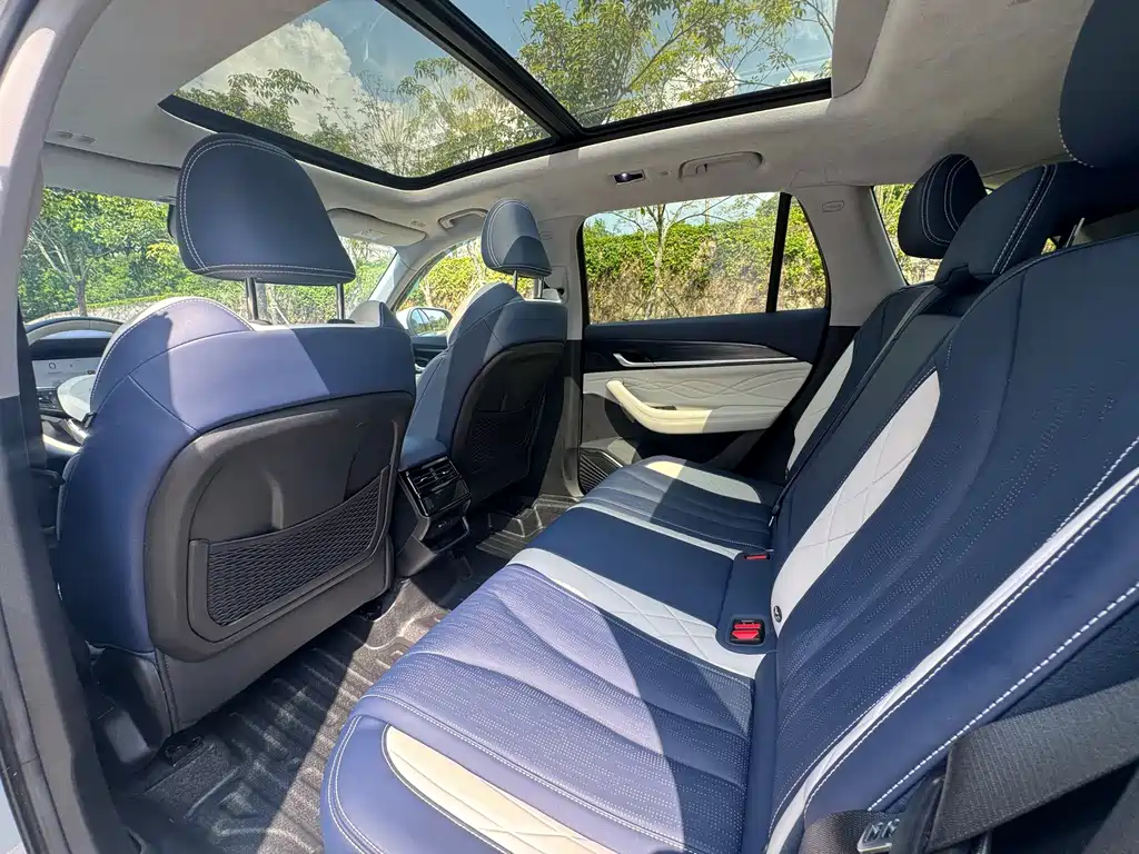Geely Xingyue L — миниатюра 5
