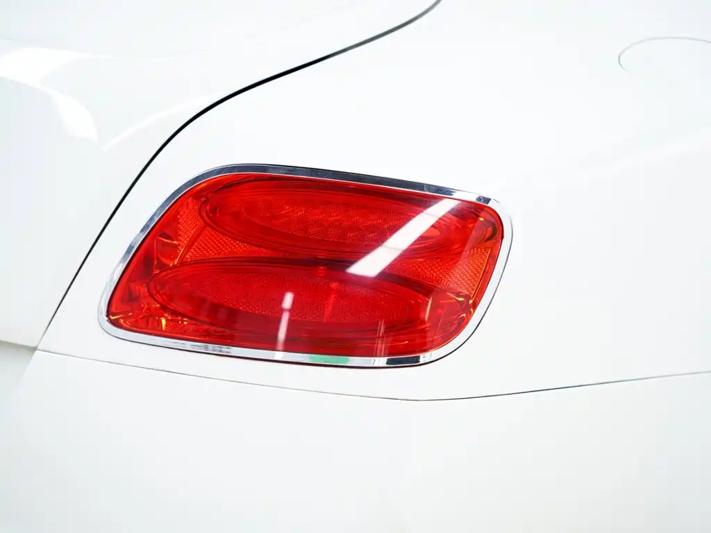 Bentley Continental — миниатюра 4
