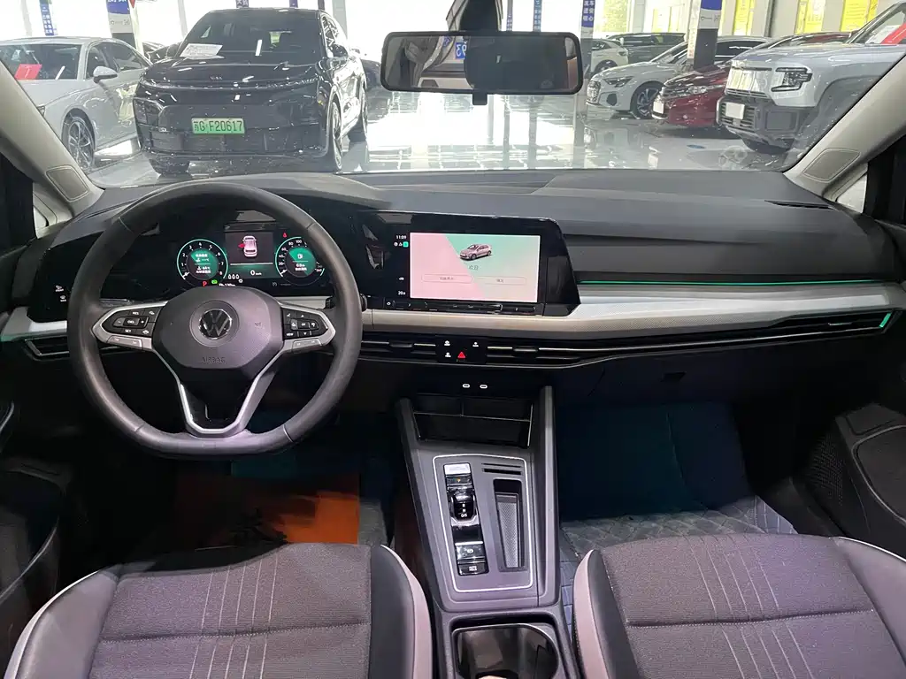 Volkswagen Golf — миниатюра 8