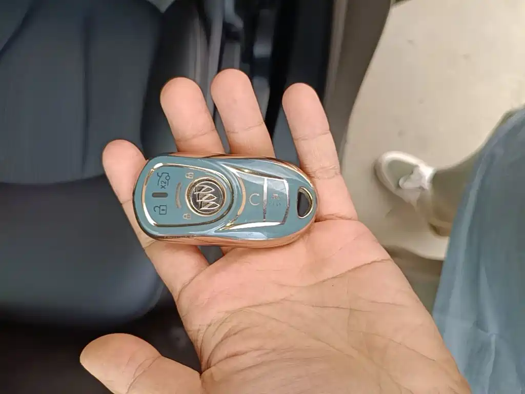Buick Envision Plus — миниатюра 9