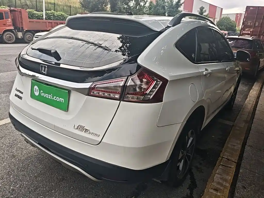 Luxgen U6 — миниатюра 7