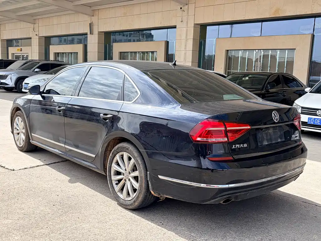 Volkswagen Passat — миниатюра 7