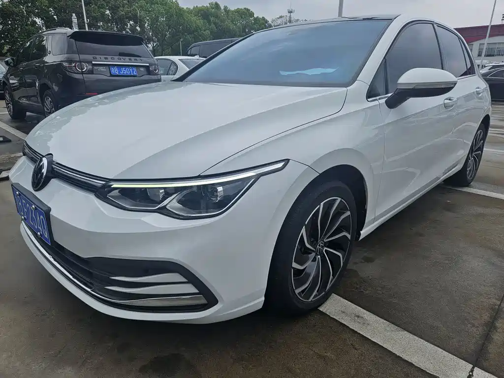 Volkswagen Golf 2022